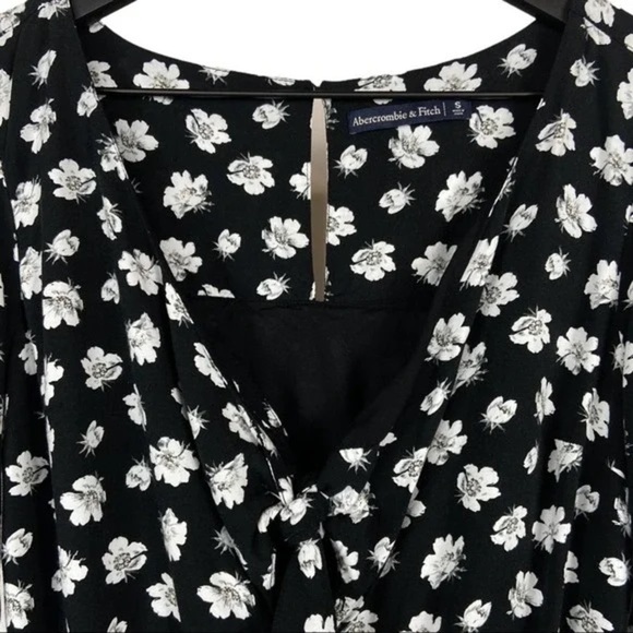 Abercrombie & Fitch Floral Long Sleeve Black Romper - Picture 6 of 8
